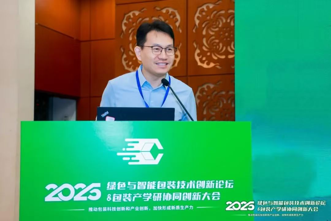 胡正陽.jpg 胡正陽.jpg